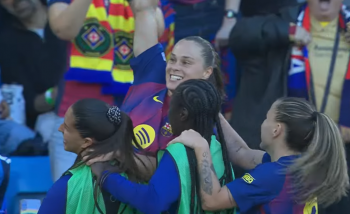 Ewa Pajor się doczekała. W 6. próbie w końcu wygrała Ligę Mistrzów. Dwoma golami poprowadziła Barcelonę do triumfu (VIDEO) Ewa Pajor się doczekała. W 6. próbie w końcu wygrała Ligę Mistrzów. Dwoma golami poprowadziła Barcelonę do triumfu (VIDEO)